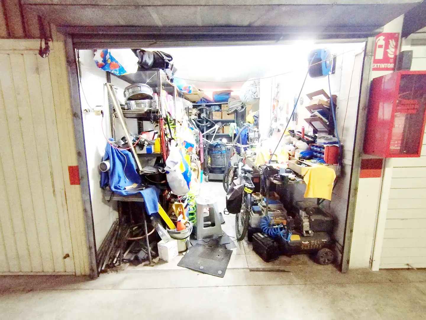 Garage zum Verkauf in Vélez-Málaga