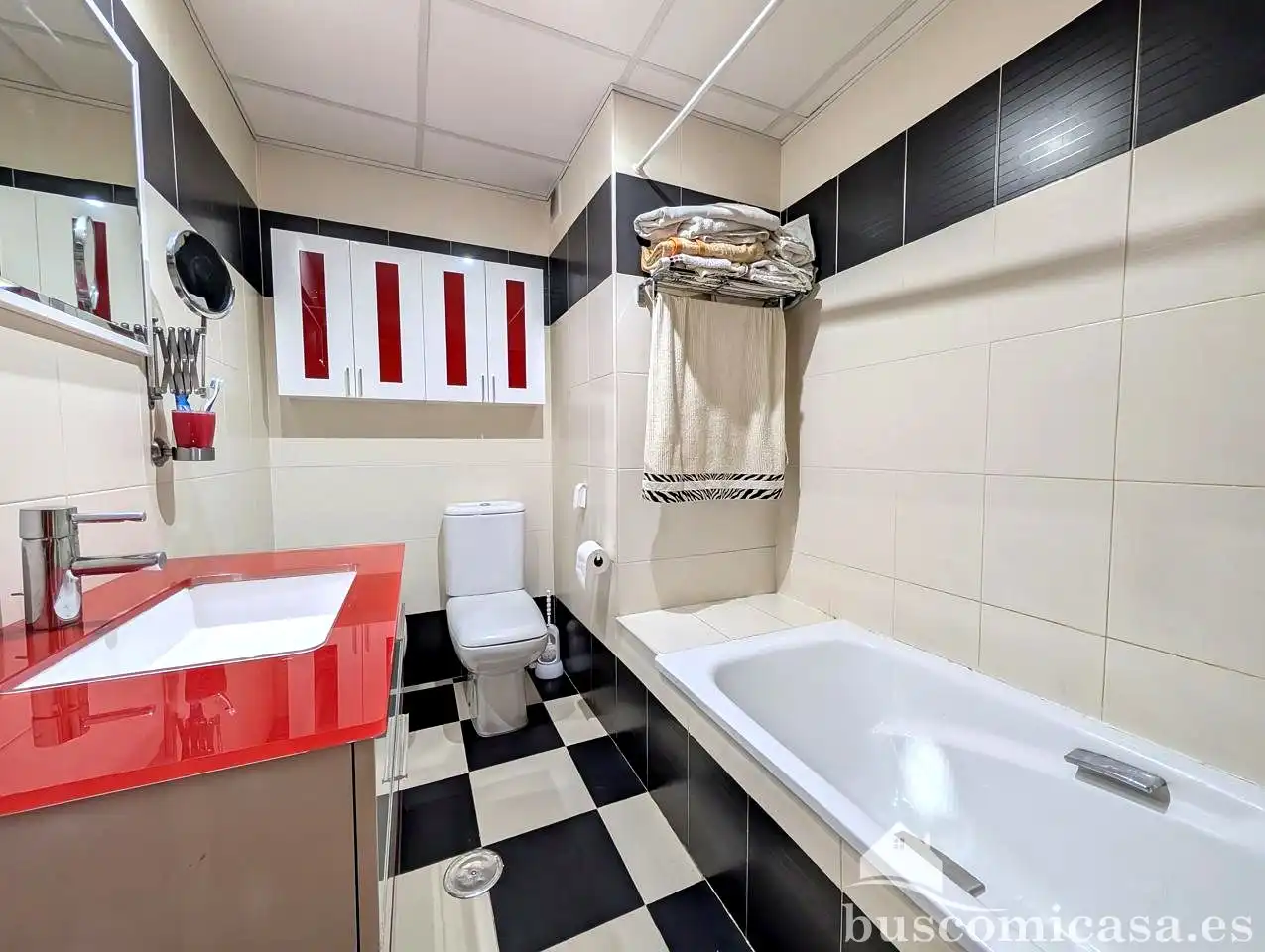 Baño de Planta baja en venta en Linares con Aire acondicionado, Calefacción y Trastero
