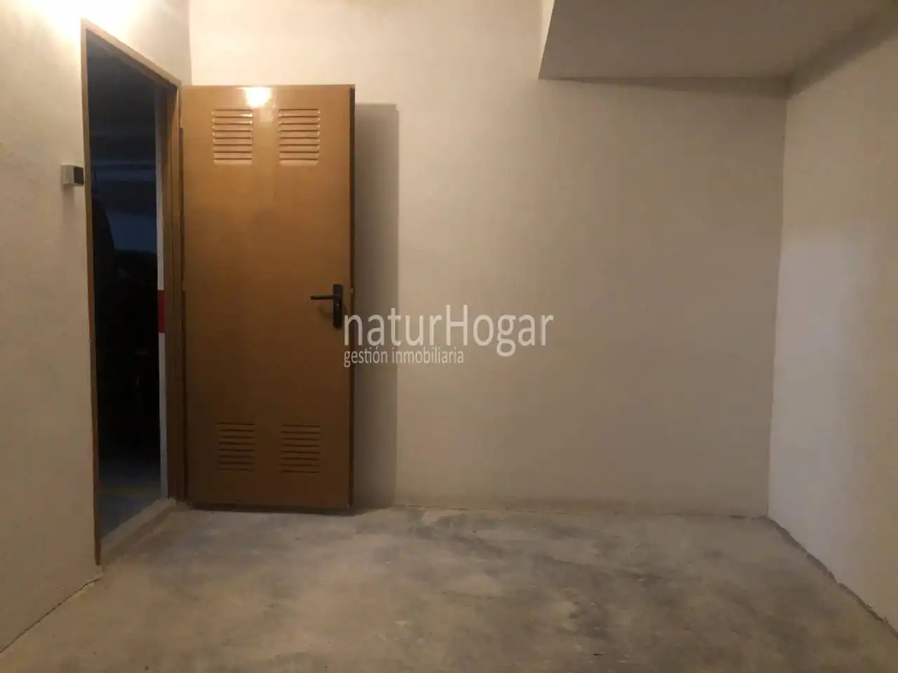 Garage zum Verkauf in Pobles del Nord