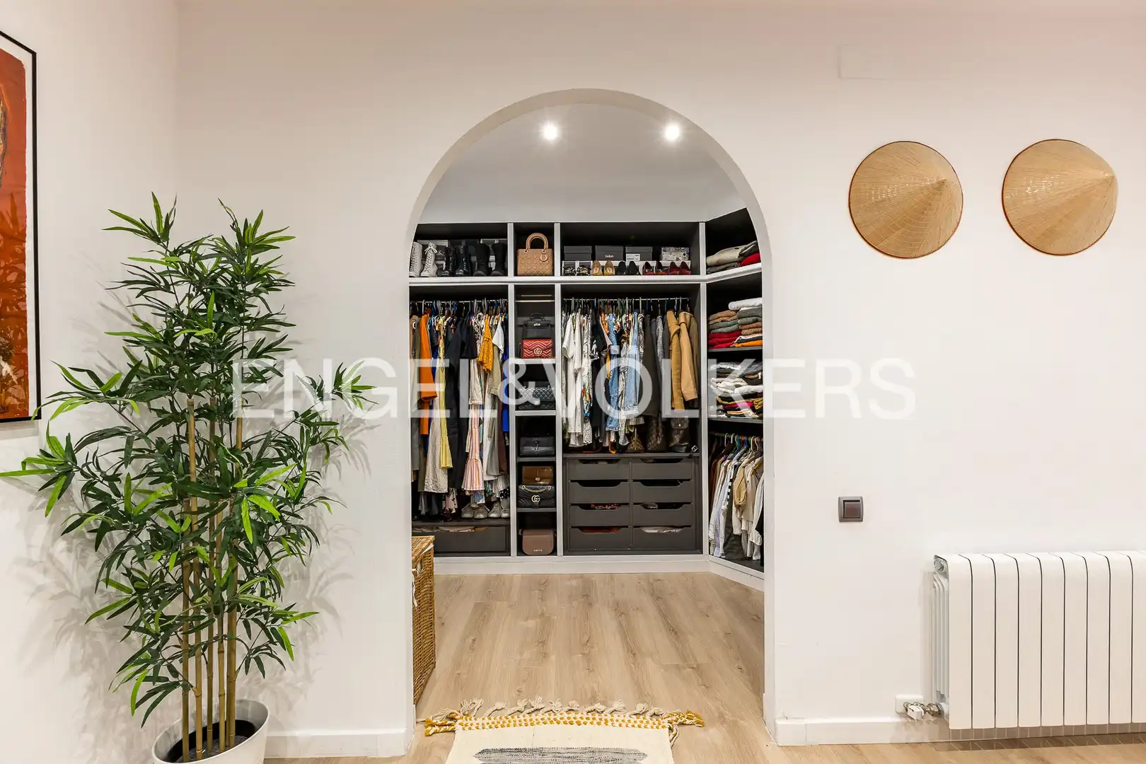 Bedroom of Flat for rent in Barcelona  with Air Conditioner, Heating and Private garden