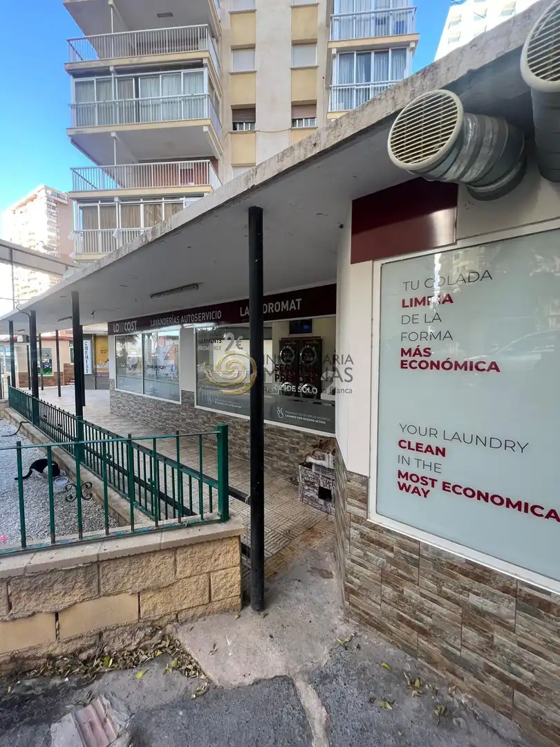Local en venta en Finestrat