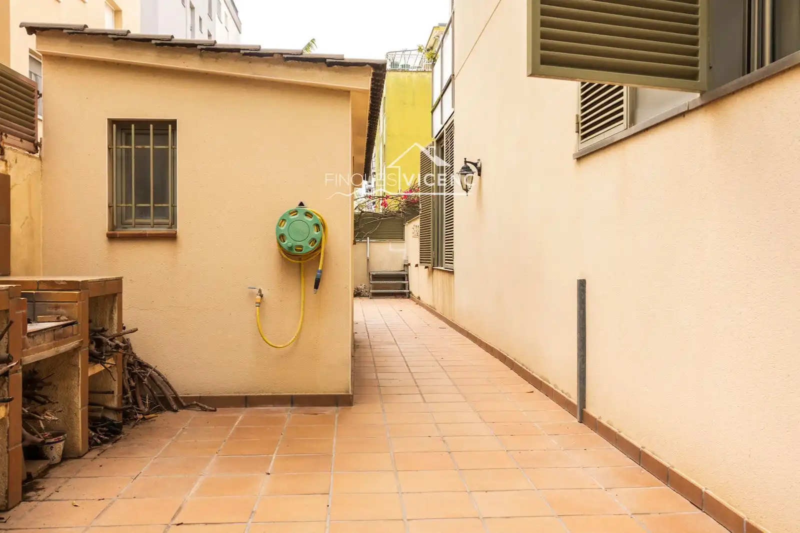 Außenansicht von Wohnung zum Verkauf in Calafell mit Klimaanlage, Heizung und Terrasse