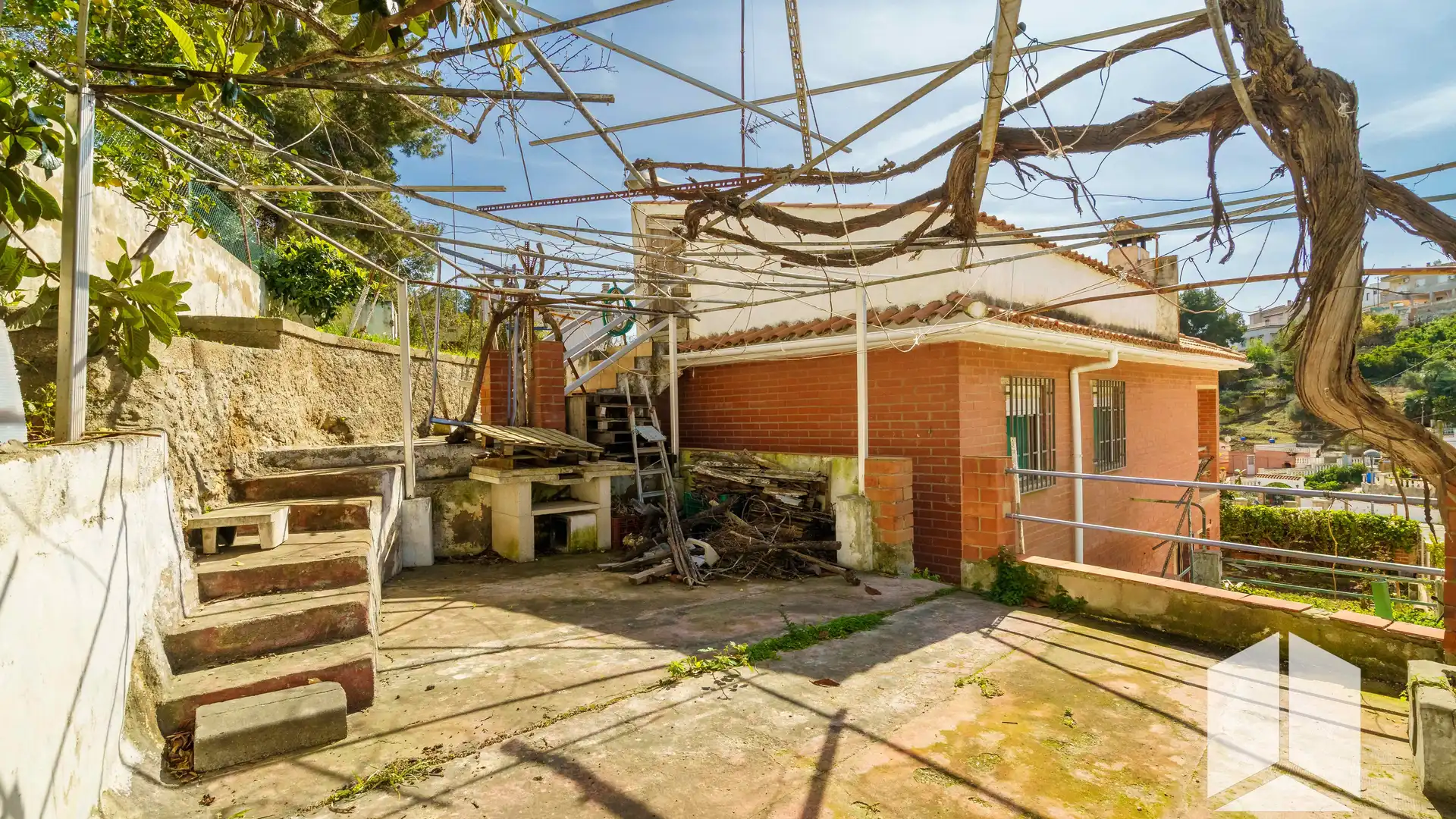 Jardín de Casa o chalet en venta en La Bisbal del Penedès con Trastero y Balcón