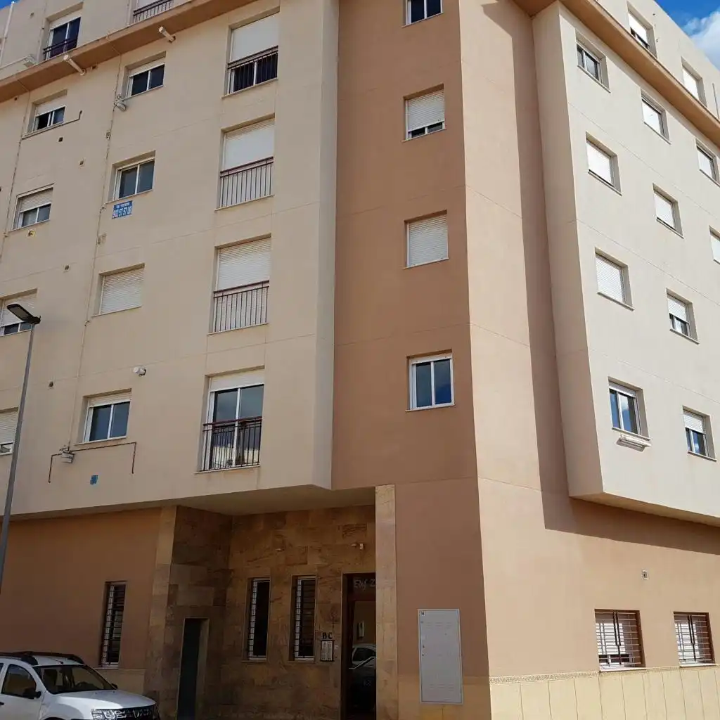 Parking with lift for sale in ZULOAGA