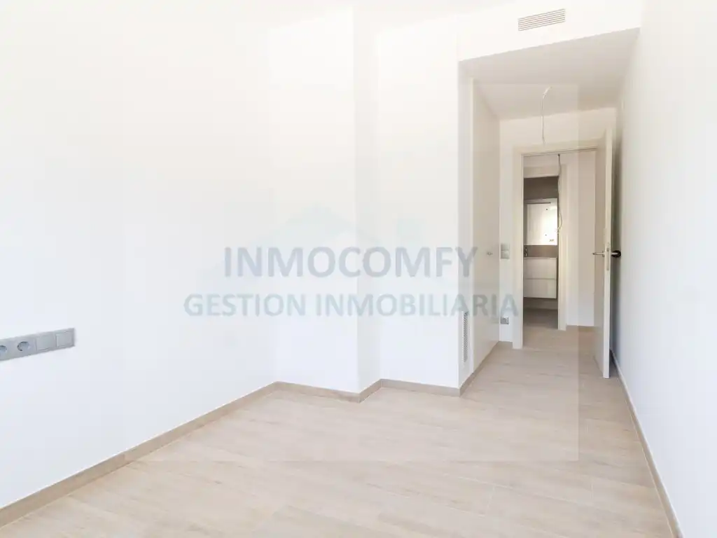 Piso con ascensor en venta en Calle De La Torre Mora 33, imagen 27