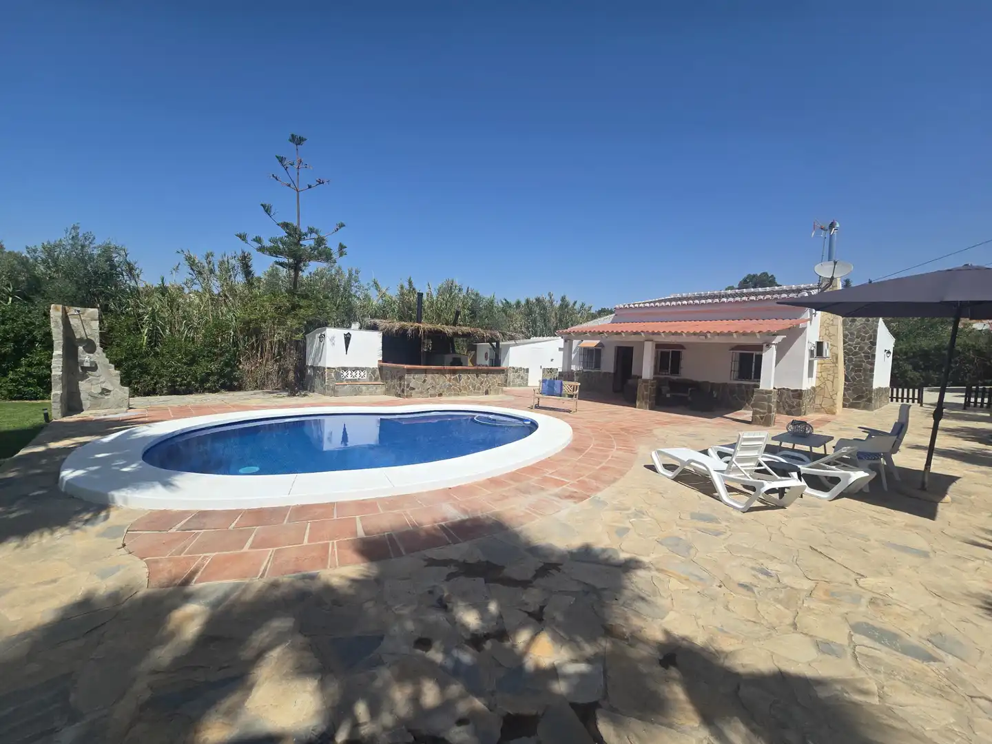 Landhaus mit Pool zum Verkauf in Nueva Aljaima - Las Tres Leguas - Los Mondeños