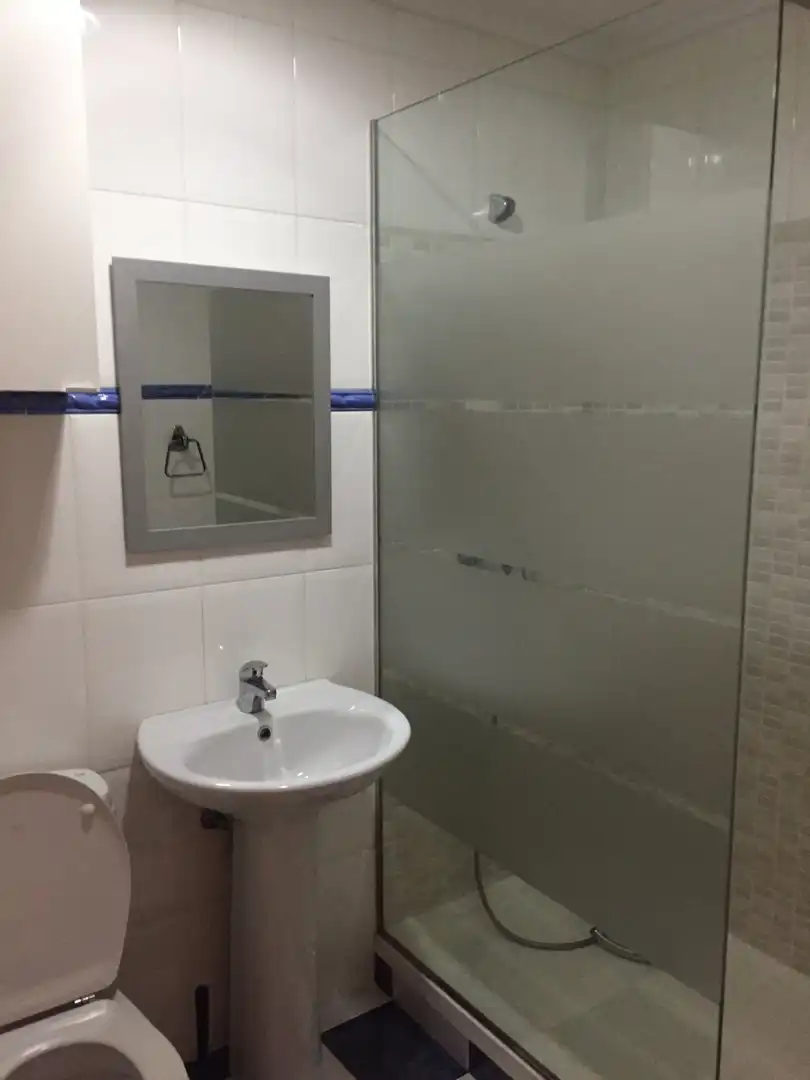 Badezimmer von Wohnung zur Miete in Valencia mit Terrasse, Möbliert und Balkon