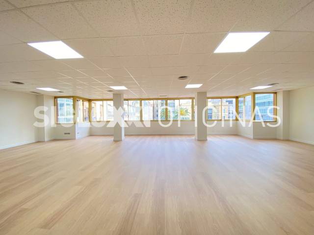 Oficina en Alquiler en ROGER DE LLURIA en Dreta de l'Eixample