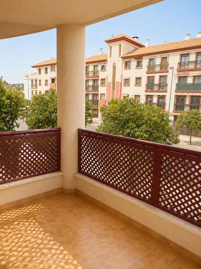 Flat with terrace for sale in Calle Victoria Kent, imagen 2
