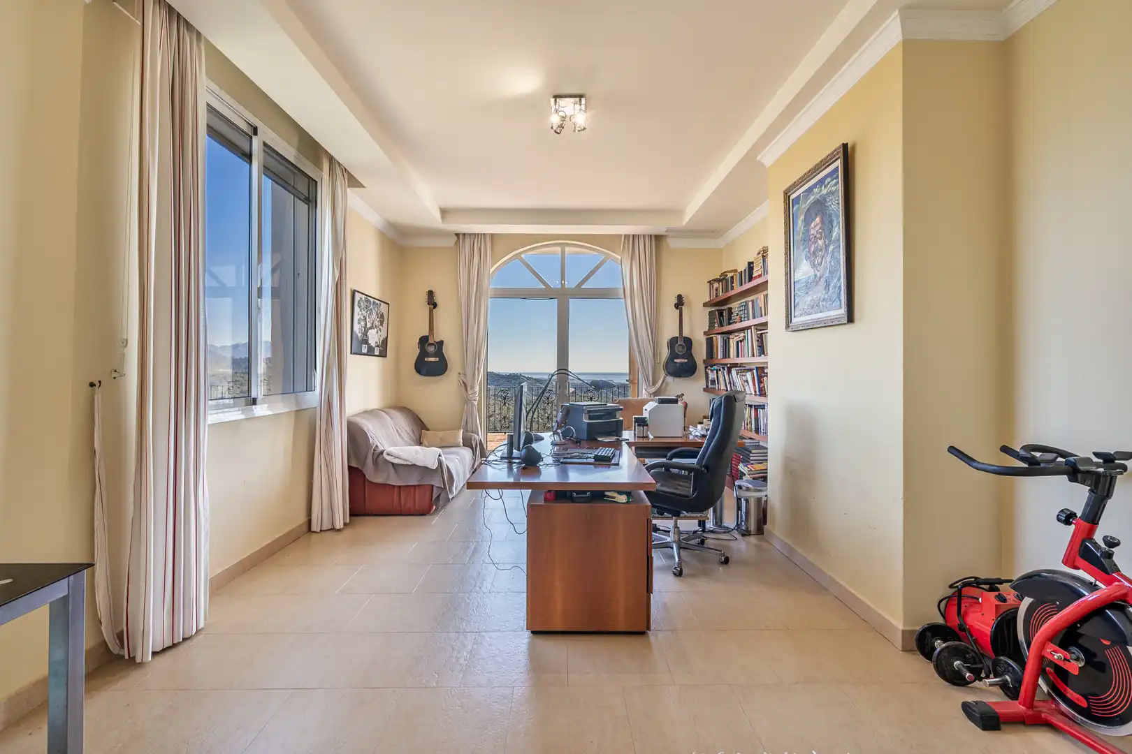 Sala de estar de Casa o chalet en venta en Estepona con Aire acondicionado, Terraza y Amueblado