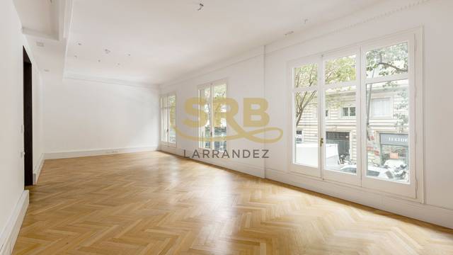 Oficina en Alquiler en N/A en Sant Gervasi- Galvany