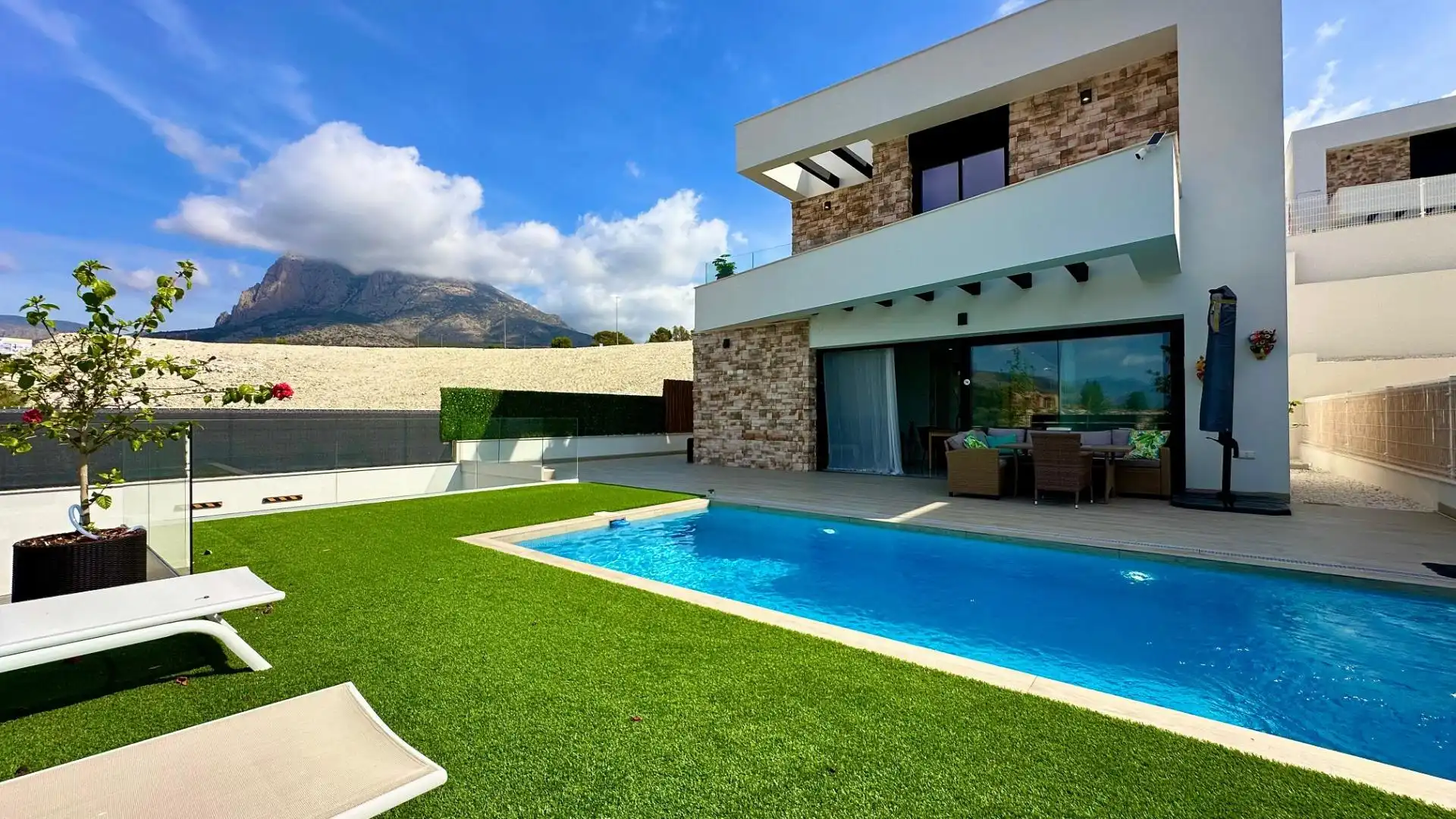 Chalet con terraza en alquiler en Calle Xeraco, imagen 9