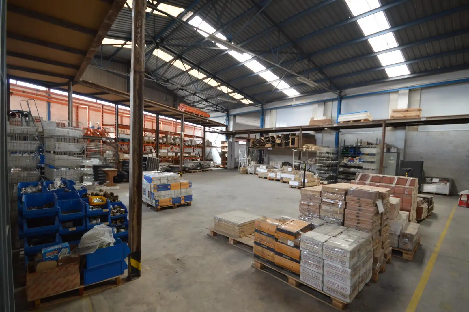 Nave industrial de alquiler en Almería