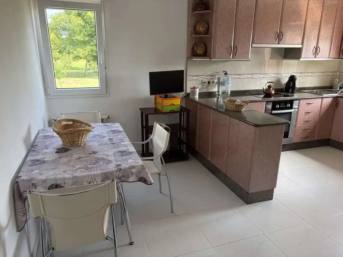 Casa adosada en venta en Oroso