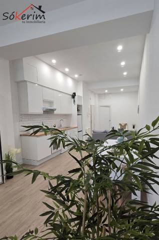 Piso en Venta en Calle de Gutierre de Cetina en Pueblo Nuevo