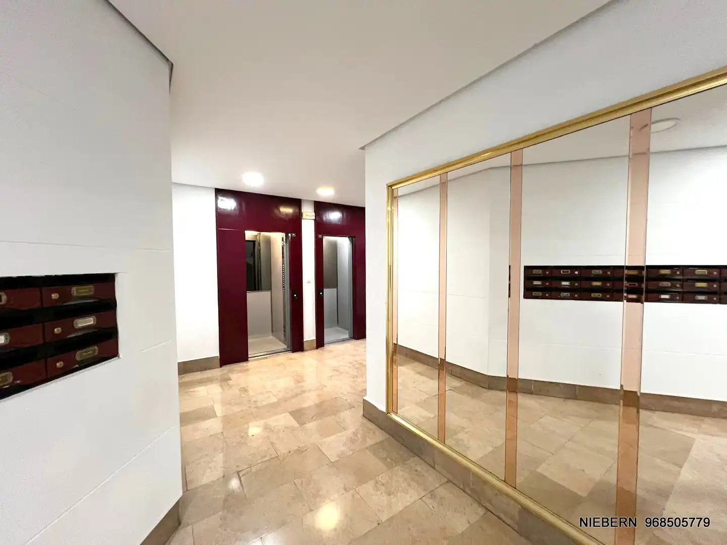 Appartamento con terrazza in affitto a Calle Doctor Luis Calandre 18, imagen 63
