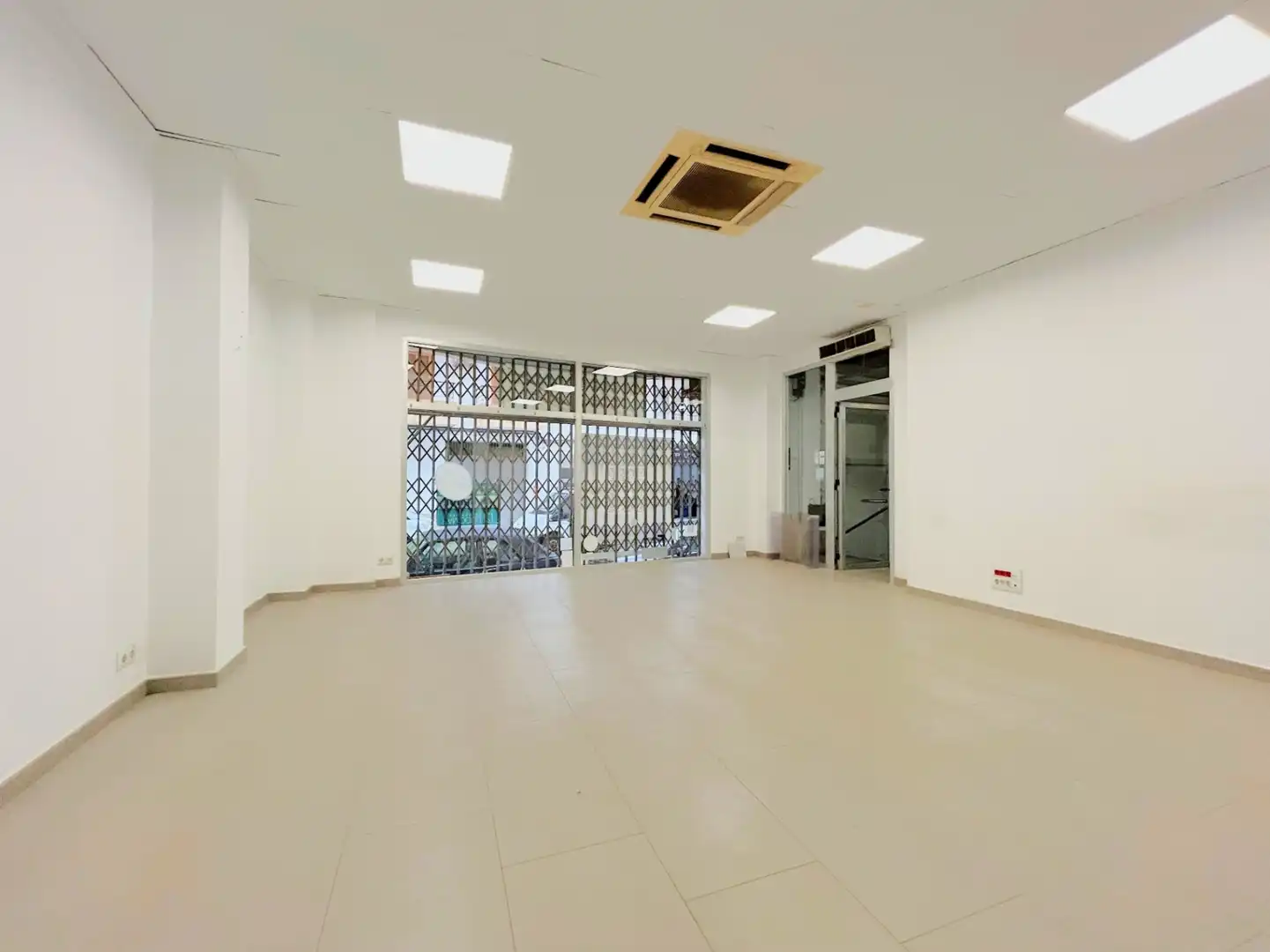 Commercial properties for rent in Jávea / Xàbia  with Air Conditioner