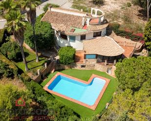 Jardí de Casa o xalet en venda en Torrent amb Aire condicionat, Terrassa i Piscina