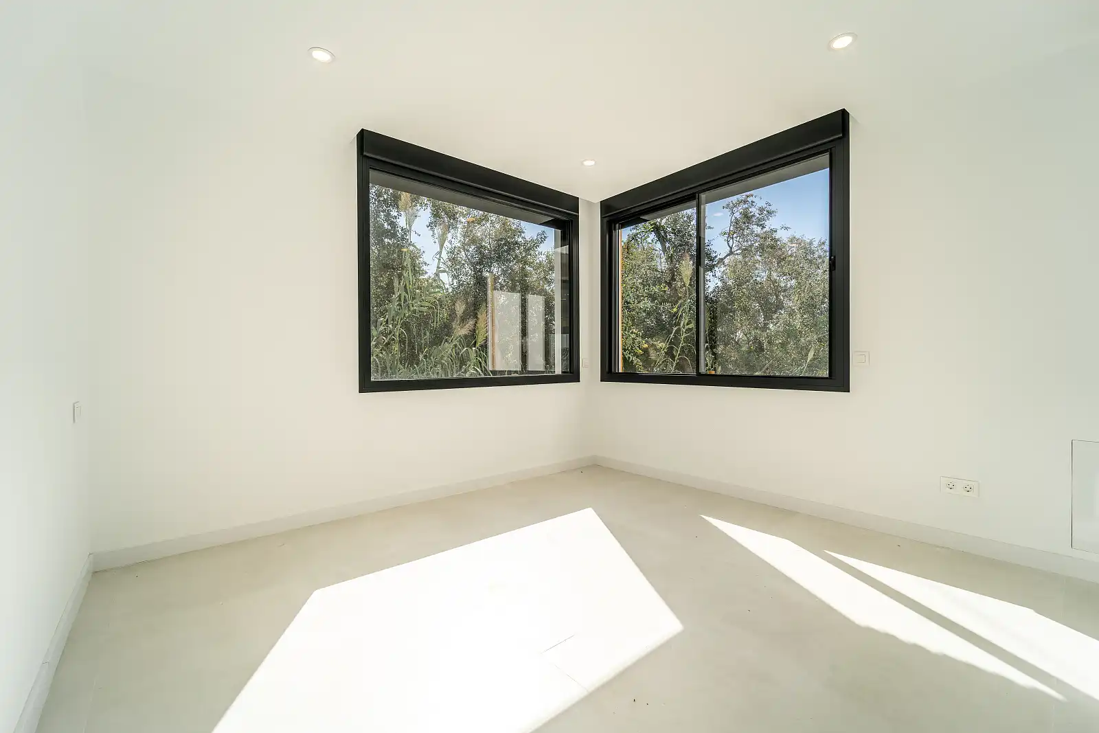 Dormitori de Casa o xalet en venda en Benalmádena amb Aire condicionat, Jardí privat i Terrassa