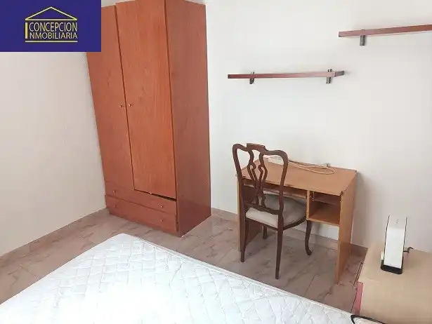 Bedroom of Flat for rent in Córdoba  with Air Conditioner, Heating and Furnished