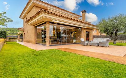 Vista exterior de Casa o xalet en venda en Almoster amb Aire condicionat, Calefacció i Jardí privat