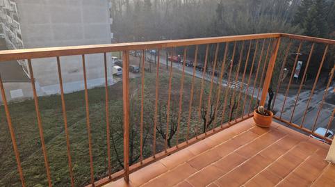 Foto 2 de Pis en venda a Avinguda de Santa Coloma, 28, Olot, Girona