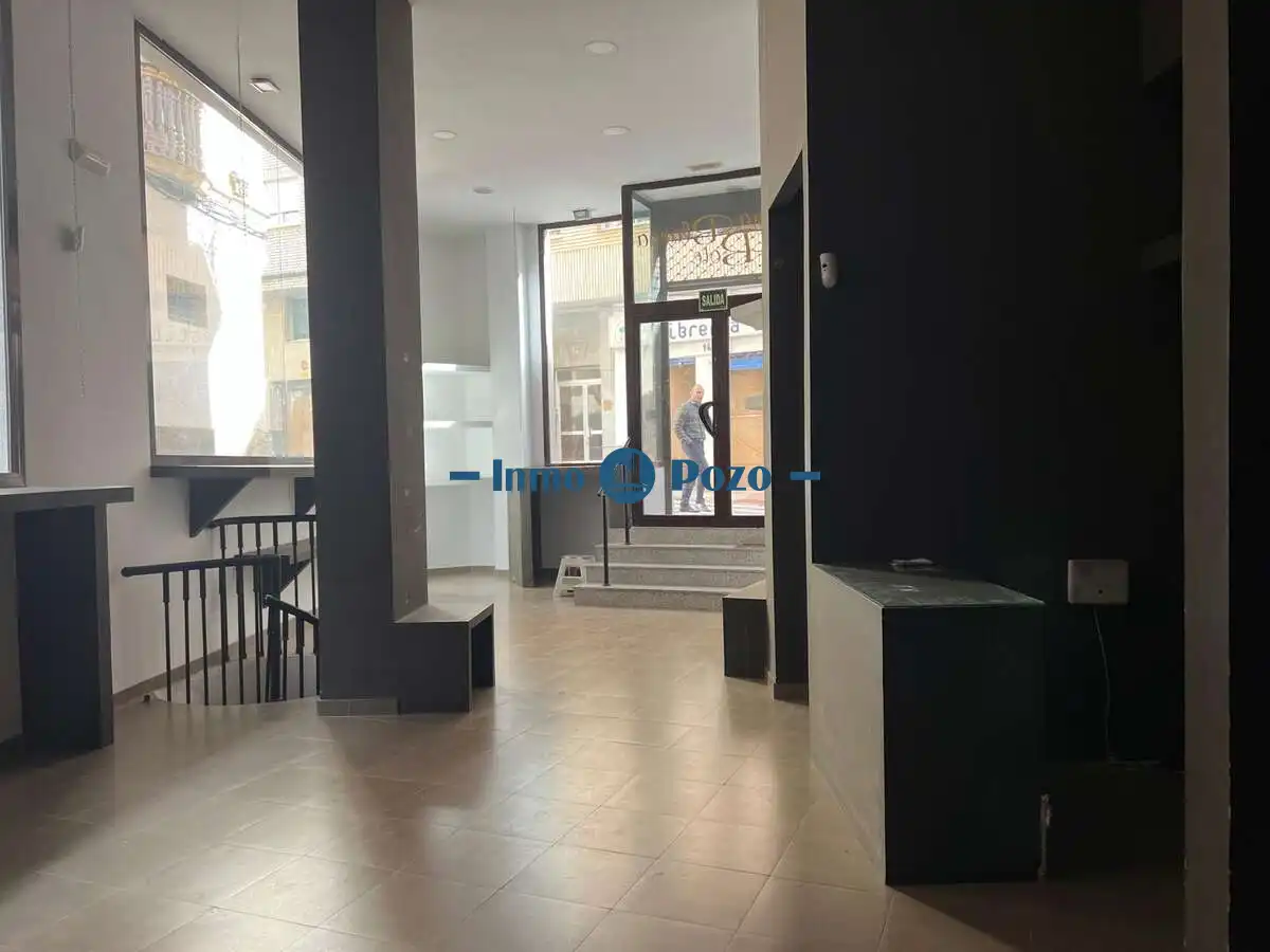 Local comercial en venda a Almendralejo