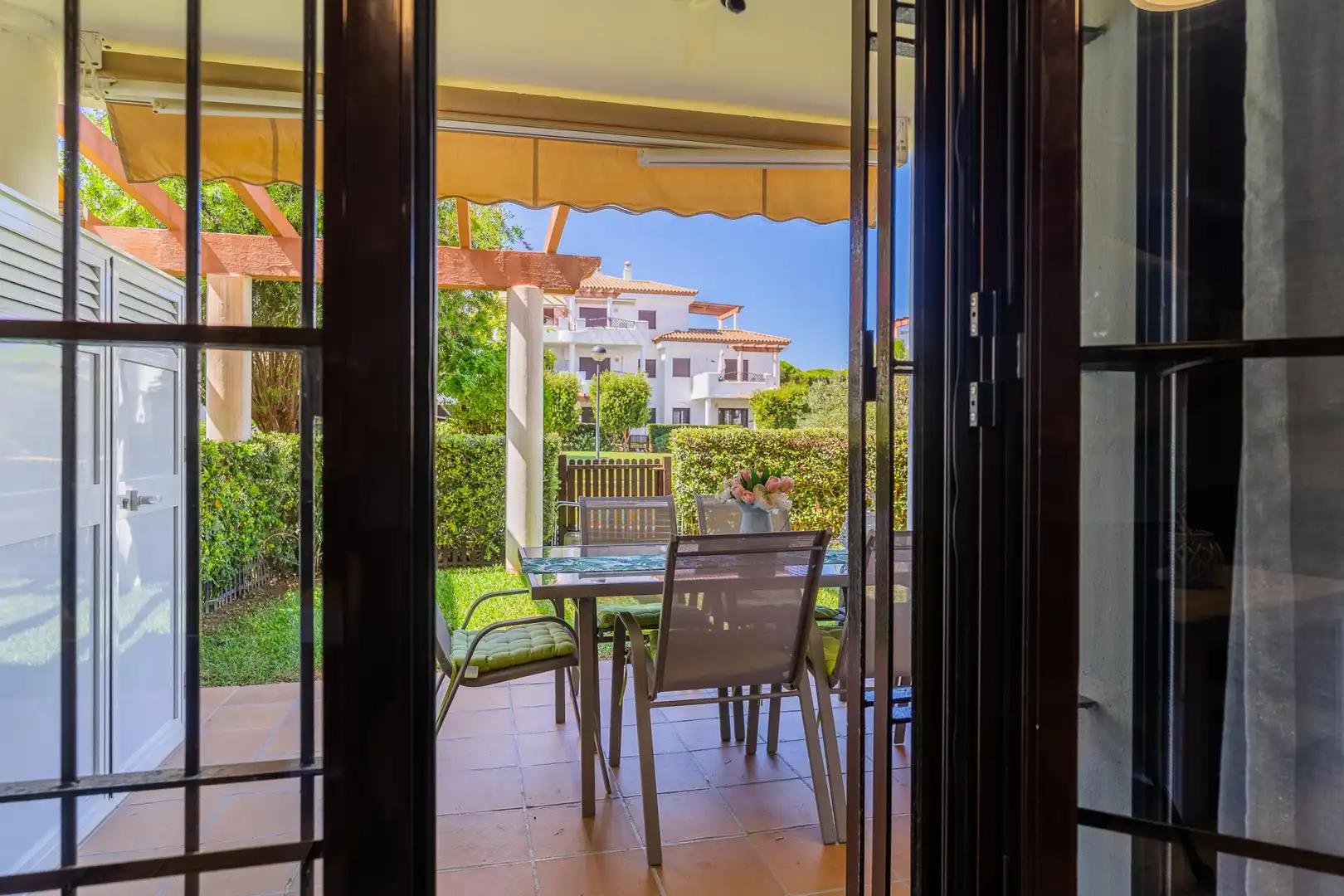 Apartment with pool for sale in La Barrosa, imagen 7