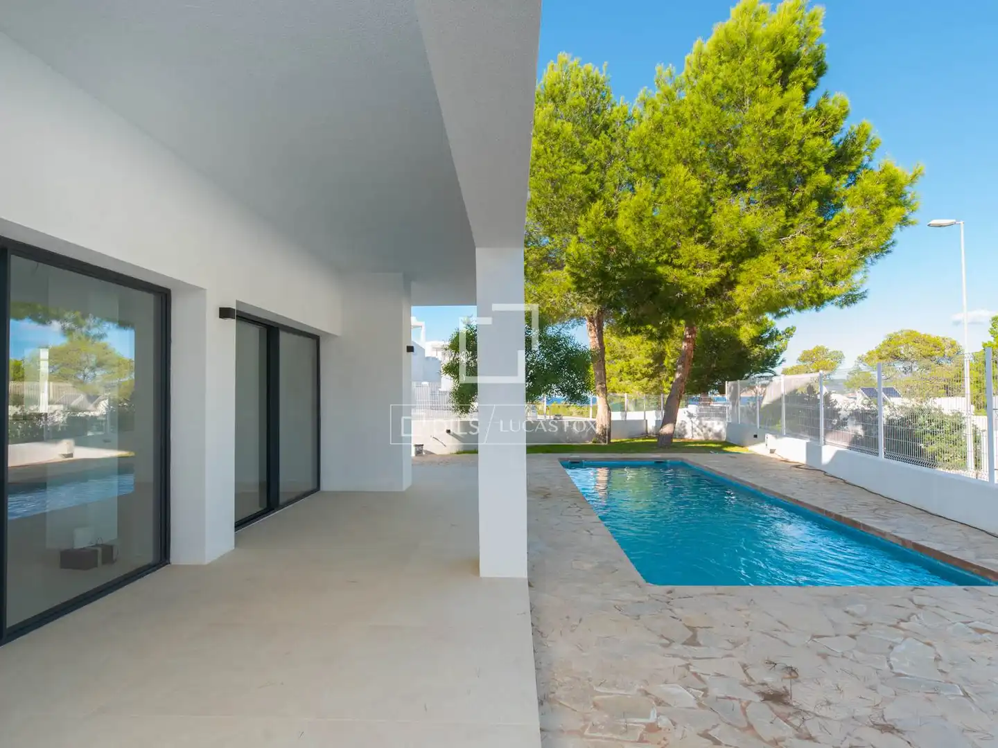 Villa con terrazza in vendita a Sant Agustí-Cala de Bou