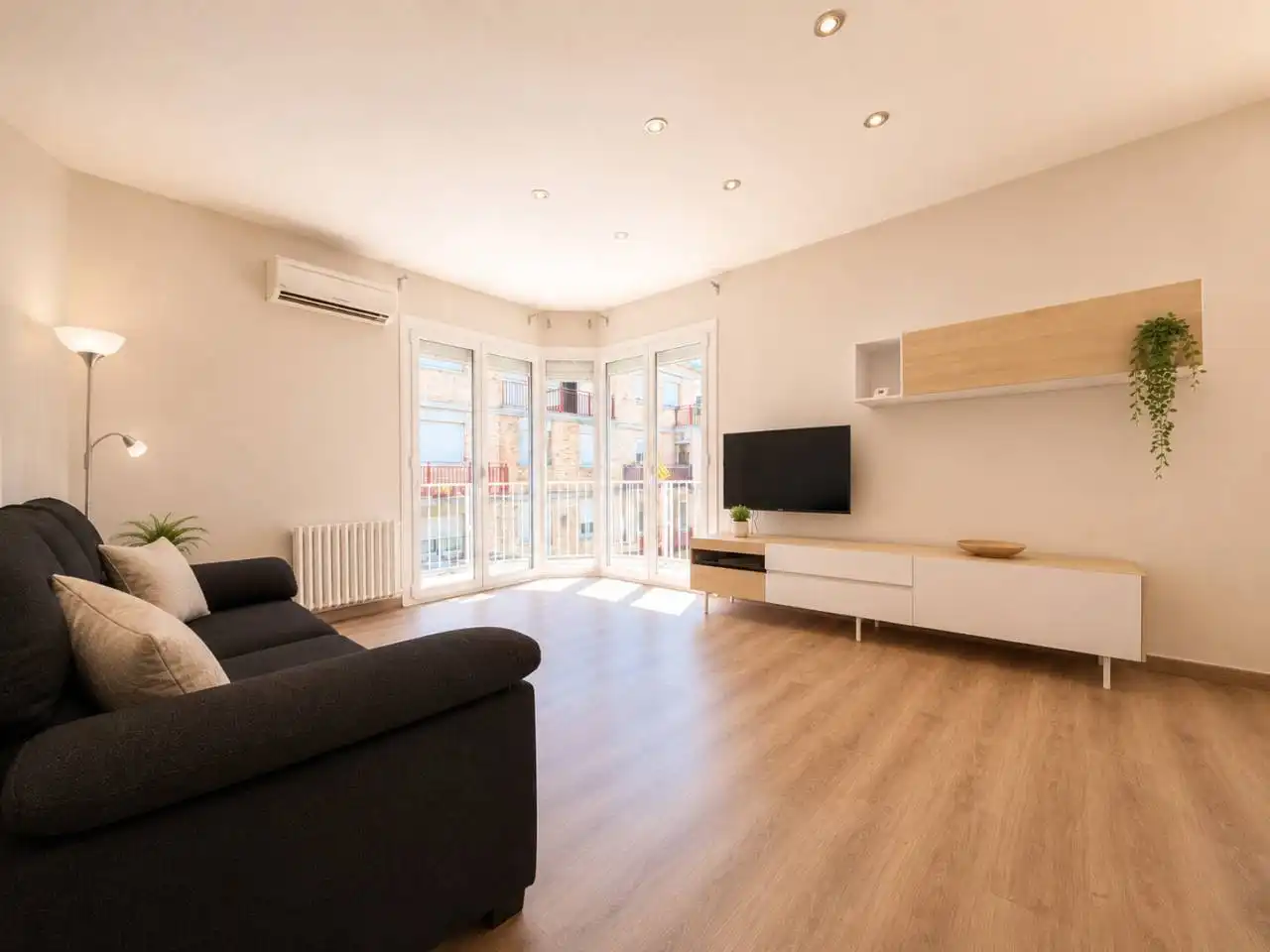 Sala de estar de Piso en venta en Manresa con Aire acondicionado, Calefacción y Parquet