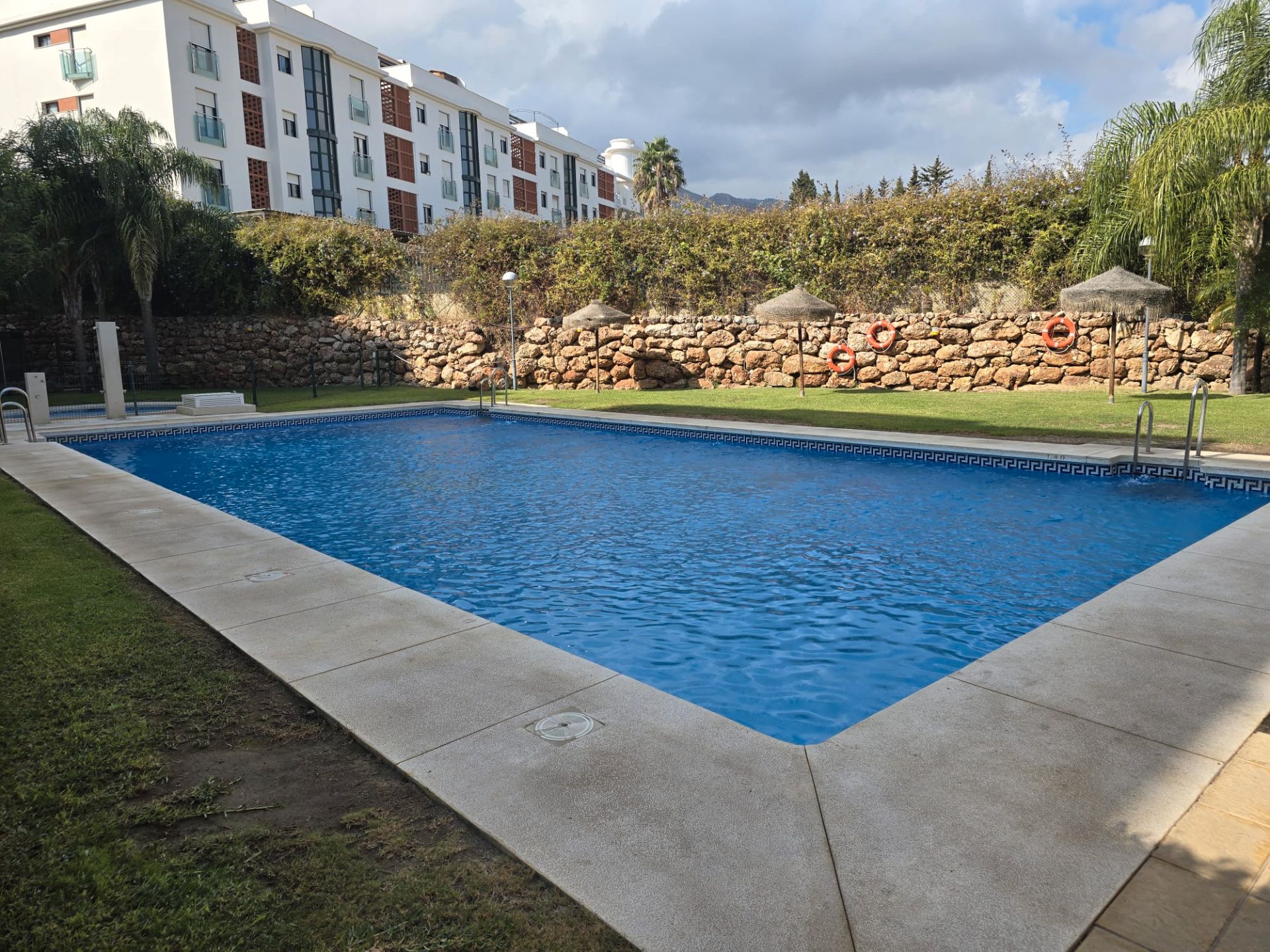 Swimming pool of Flat to rent in Torremolinos  with Air Conditioner, Storage room and Furnished