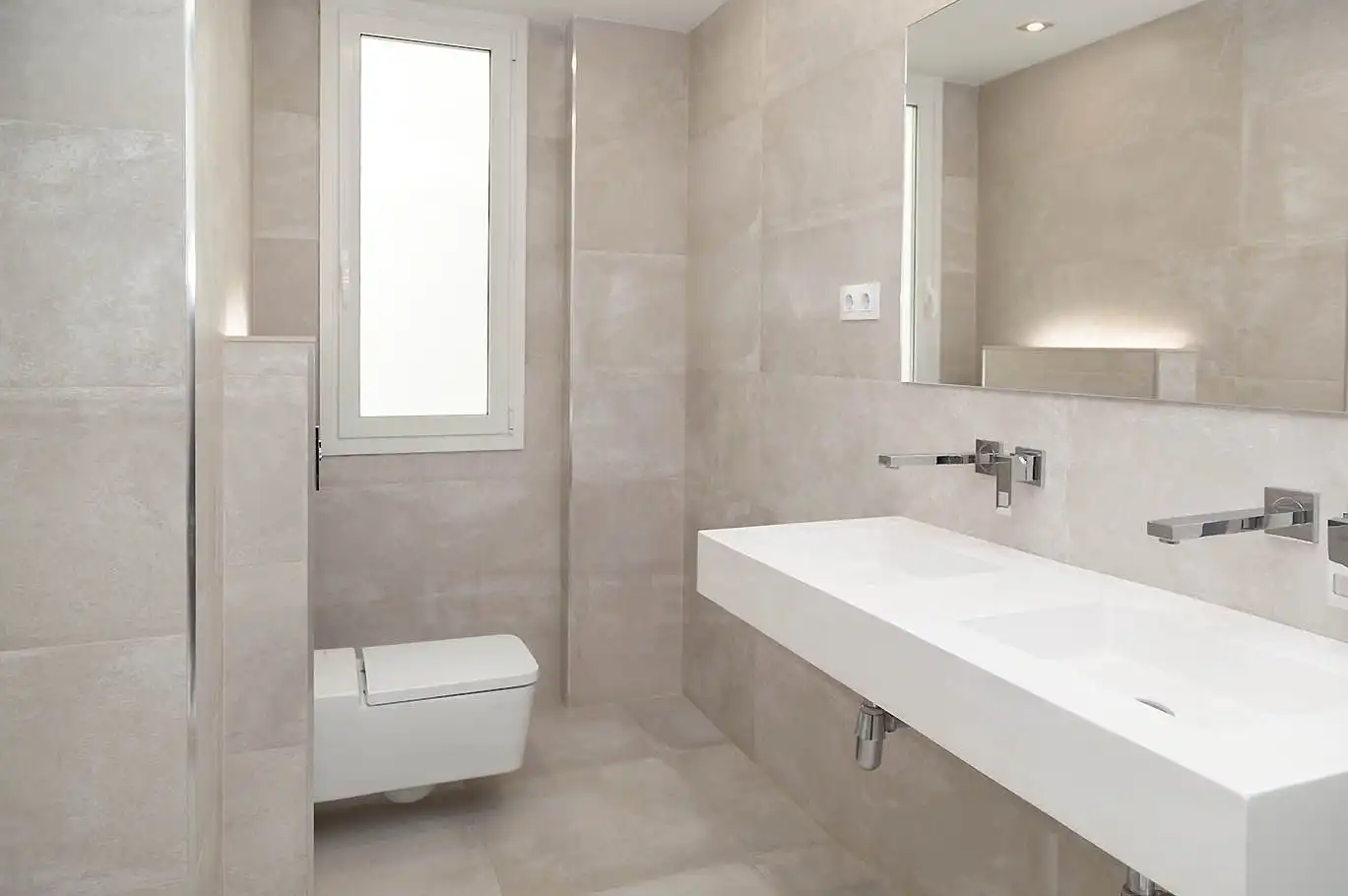 Badezimmer von Wohnung zur Miete in Sarrià - Sant Gervasi