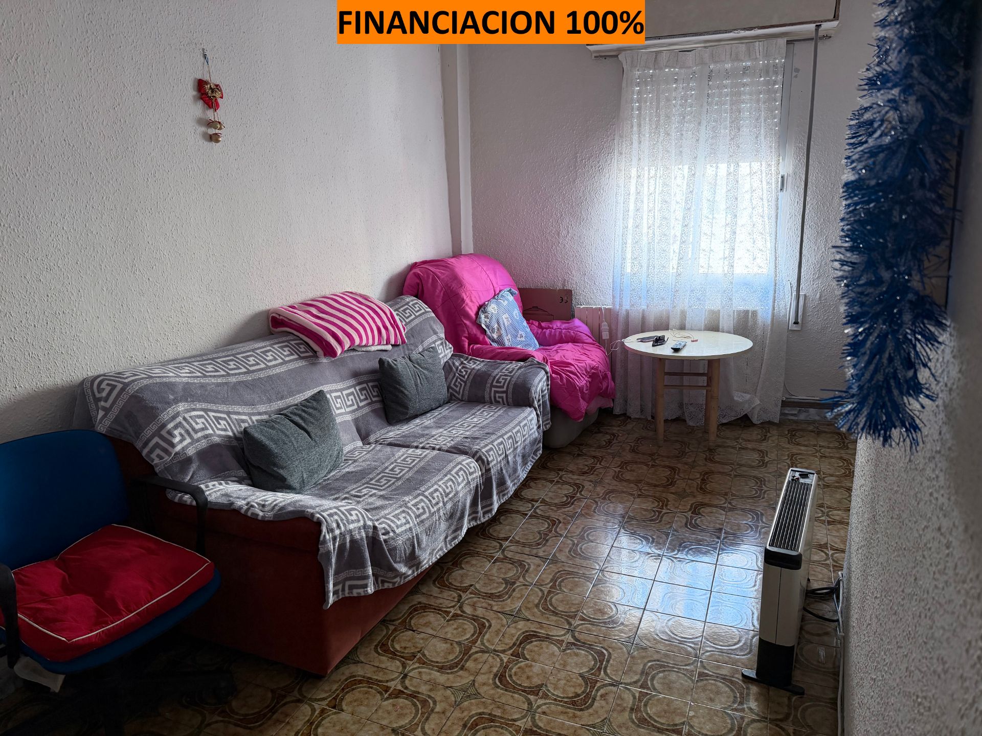 Habitación de Casa o chalet en venta en Ejea de los Caballeros con Calefacción, Trastero y Balcón