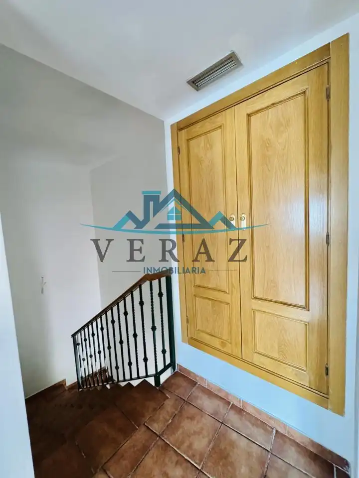 Casa adosada en venta en Velada con Trastero