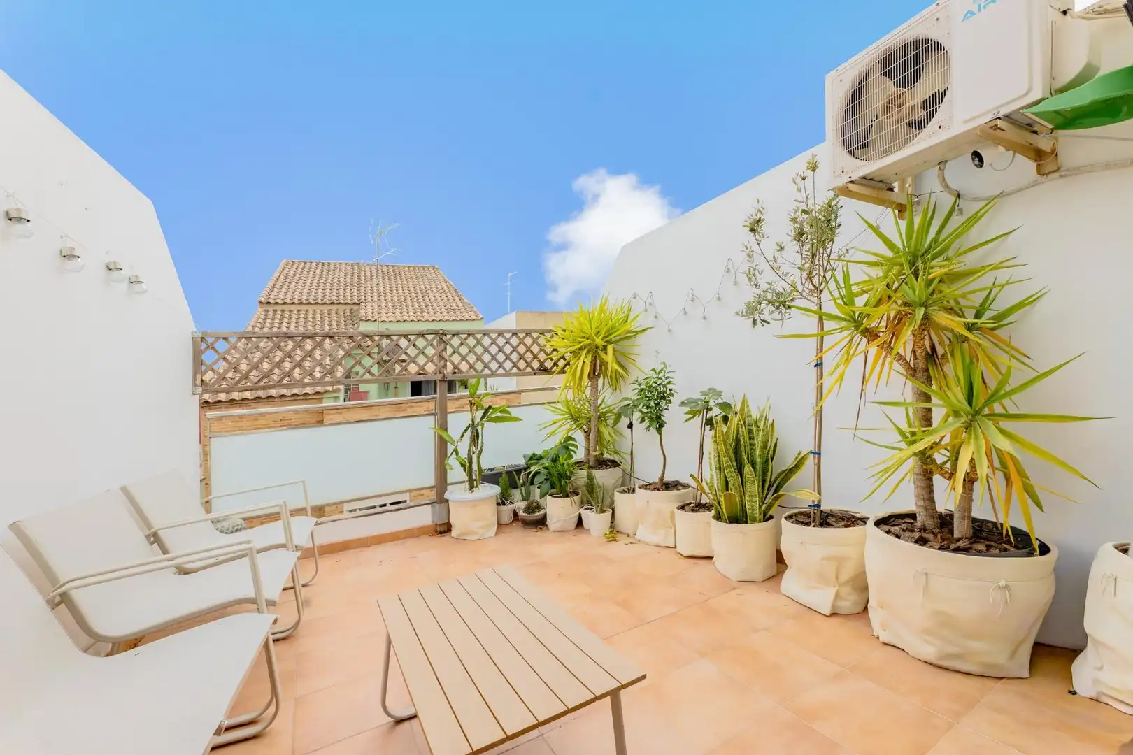 Terraza de Ático en venta en Sedaví con Aire acondicionado, Trastero y Amueblado