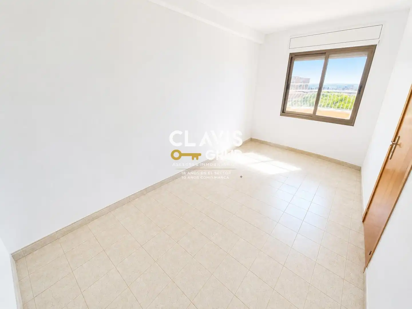 Habitación de Ático en venta en Barcelona con Aire acondicionado, Calefacción y Terraza