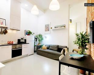 Apartament per a compartir a Embajadores - Lavapiés