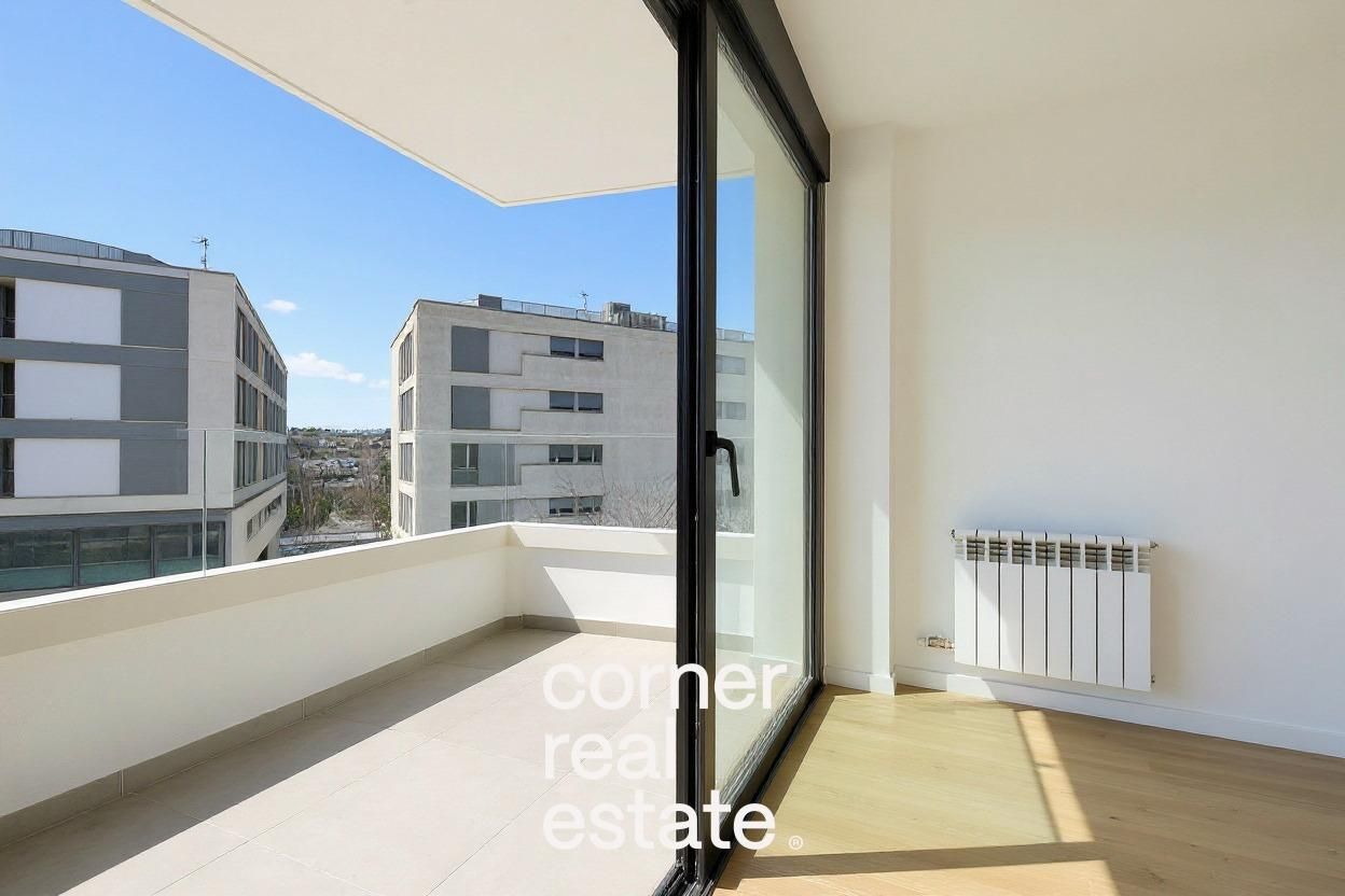 Vista exterior de Pis en venda en Sant Cugat del Vallès amb Aire condicionat, Parquet i Terrassa