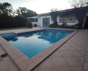 Swimming pool of House or chalet for sale in Los Barrios  with Terrace, Swimming Pool and Alarm