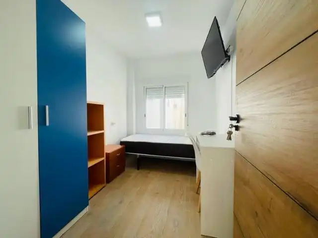 Habitación de Piso de alquiler en Elche / Elx con Terraza, Amueblado y Balcón