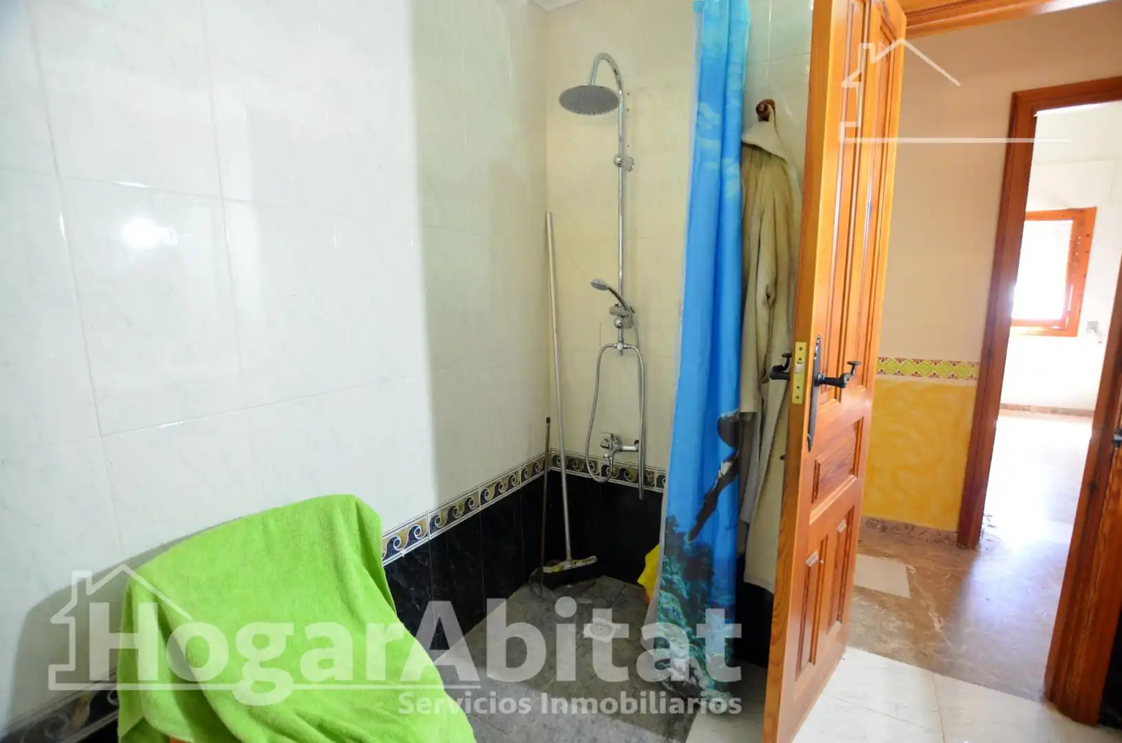 Badezimmer von Haus oder Chalet zum Verkauf in Mutxamel mit Heizung, Privatgarten und Terrasse
