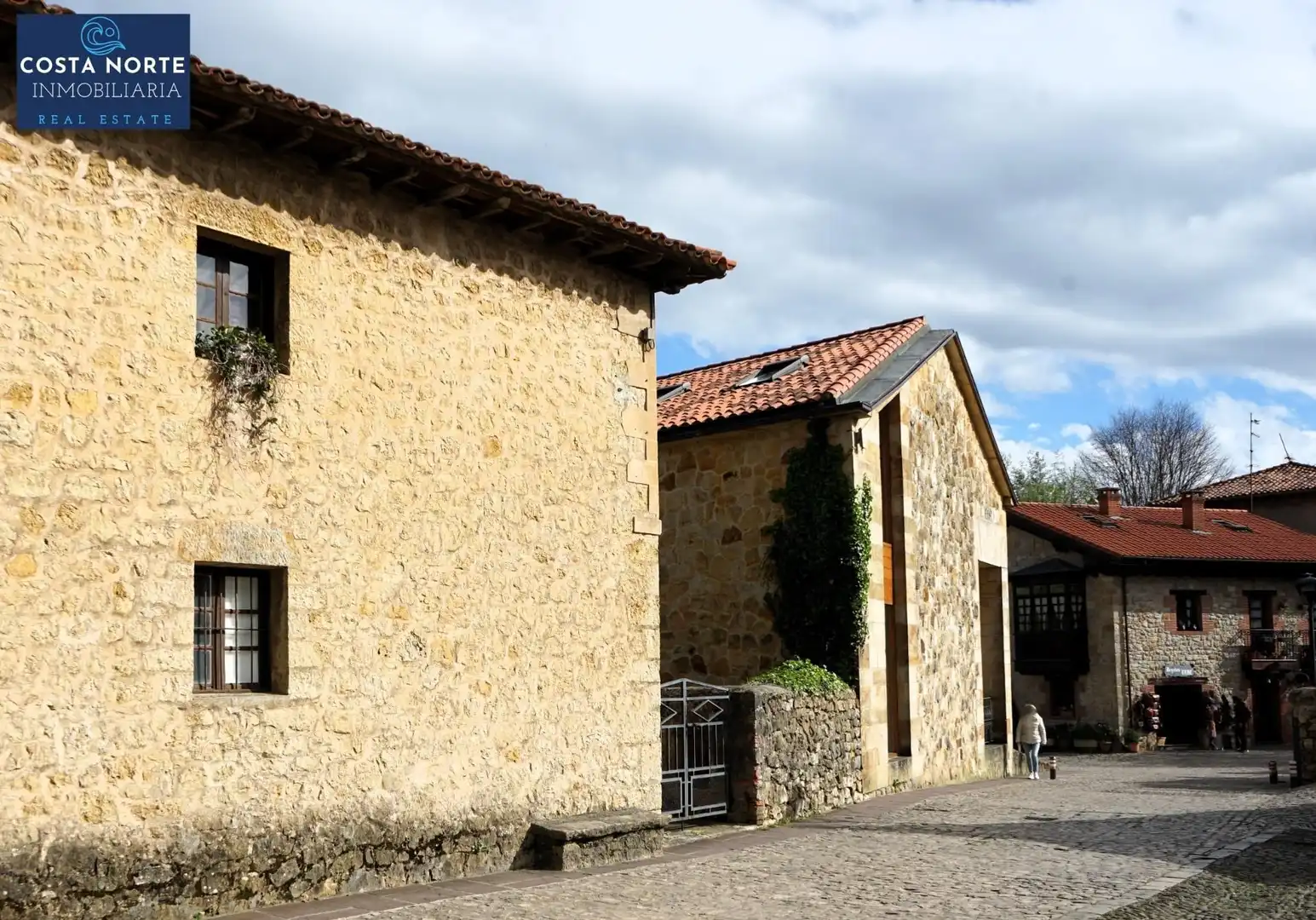 Edificio en venta en CARRERA, 17, Santillana del Mar