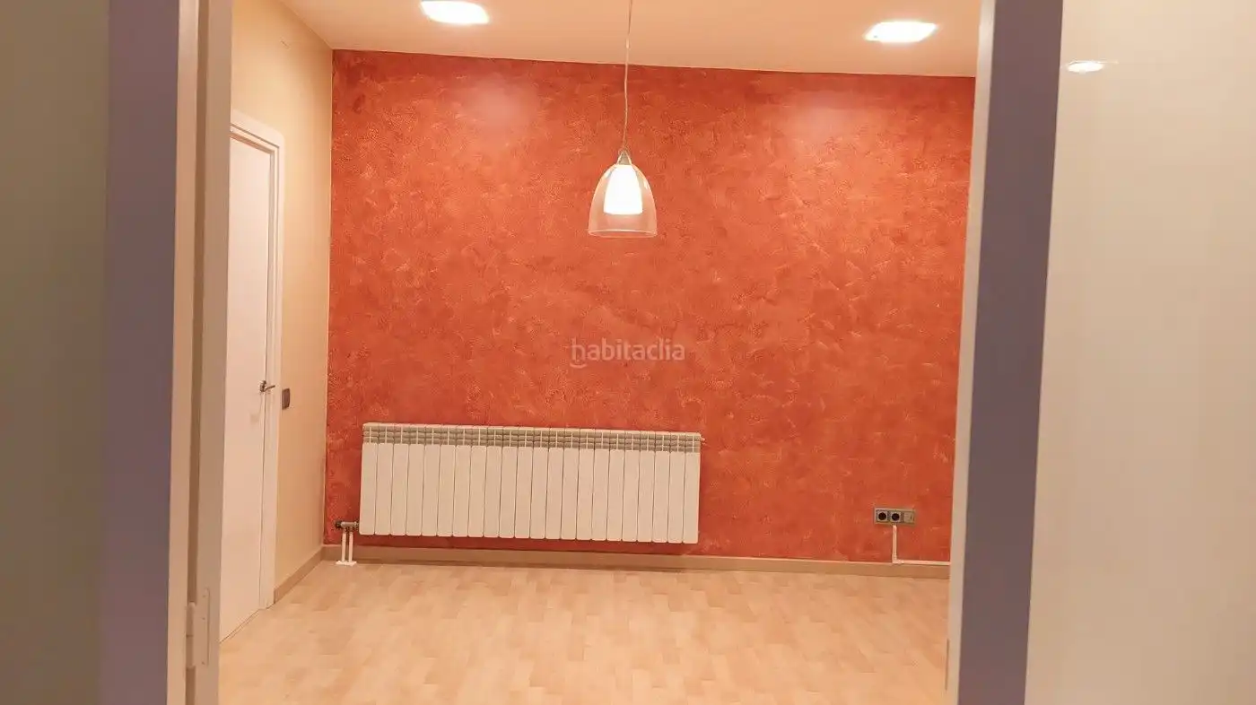Local comercial en alquiler en Carrer Sant Marc 10, imagen 2