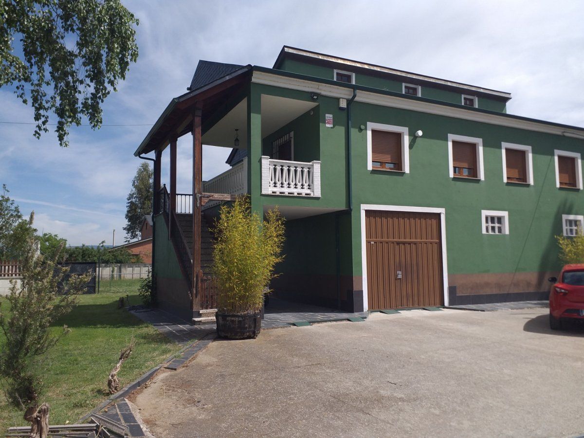Exterior view of Country house for sale in Ponferrada  with Heating and Terrace