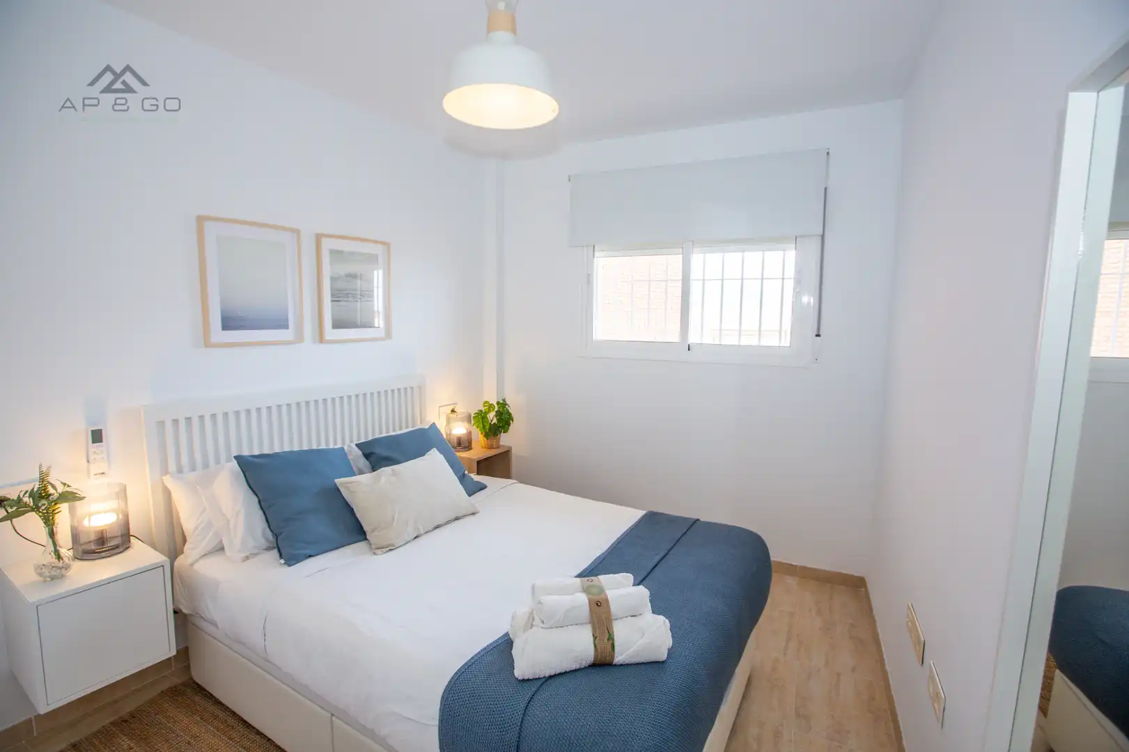 Schlafzimmer von Dachboden zur Miete in Almuñécar mit Klimaanlage, Terrasse und Möbliert