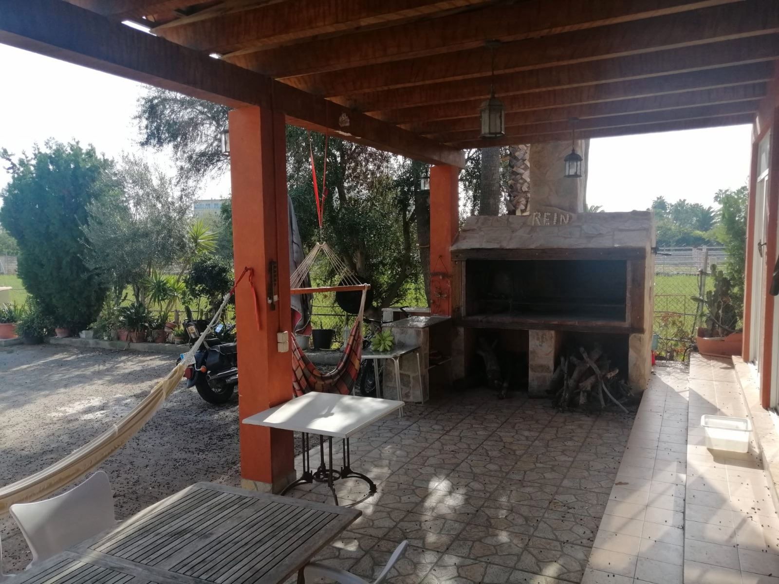 Terrasse von Country house zum verkauf in Alcúdia mit Klimaanlage, Privatgarten und Terrasse