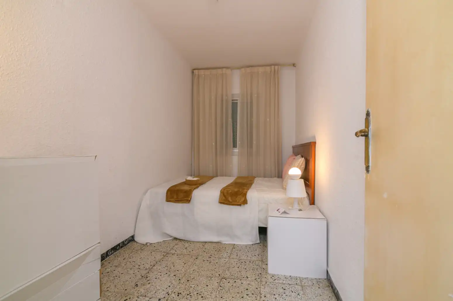 Habitación de Piso en venta en Sant Feliu de Llobregat con Balcón