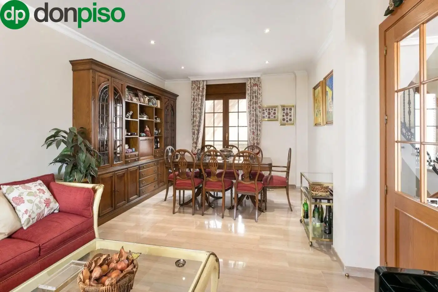 Casa con piscina en venta en Avenida LOAYSA, imagen 3