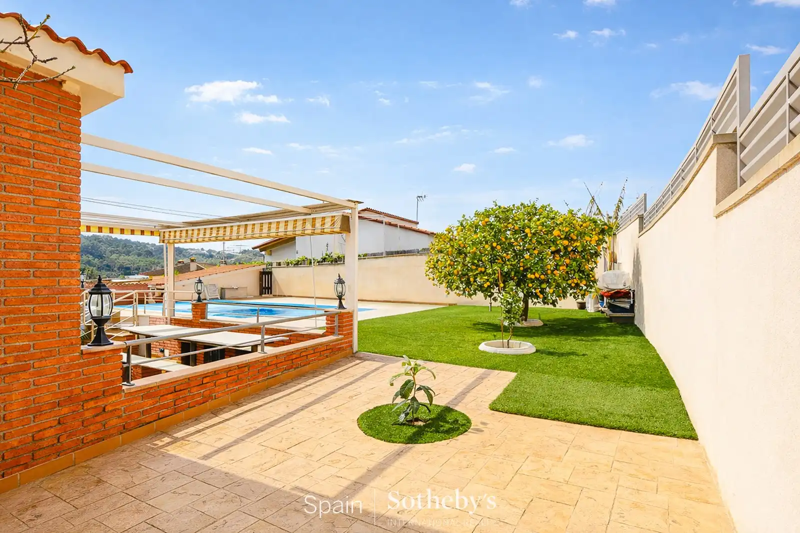 Garden of Houses for sale in Sant Pere de Ribes  with Air Conditioner, Heating and Private garden