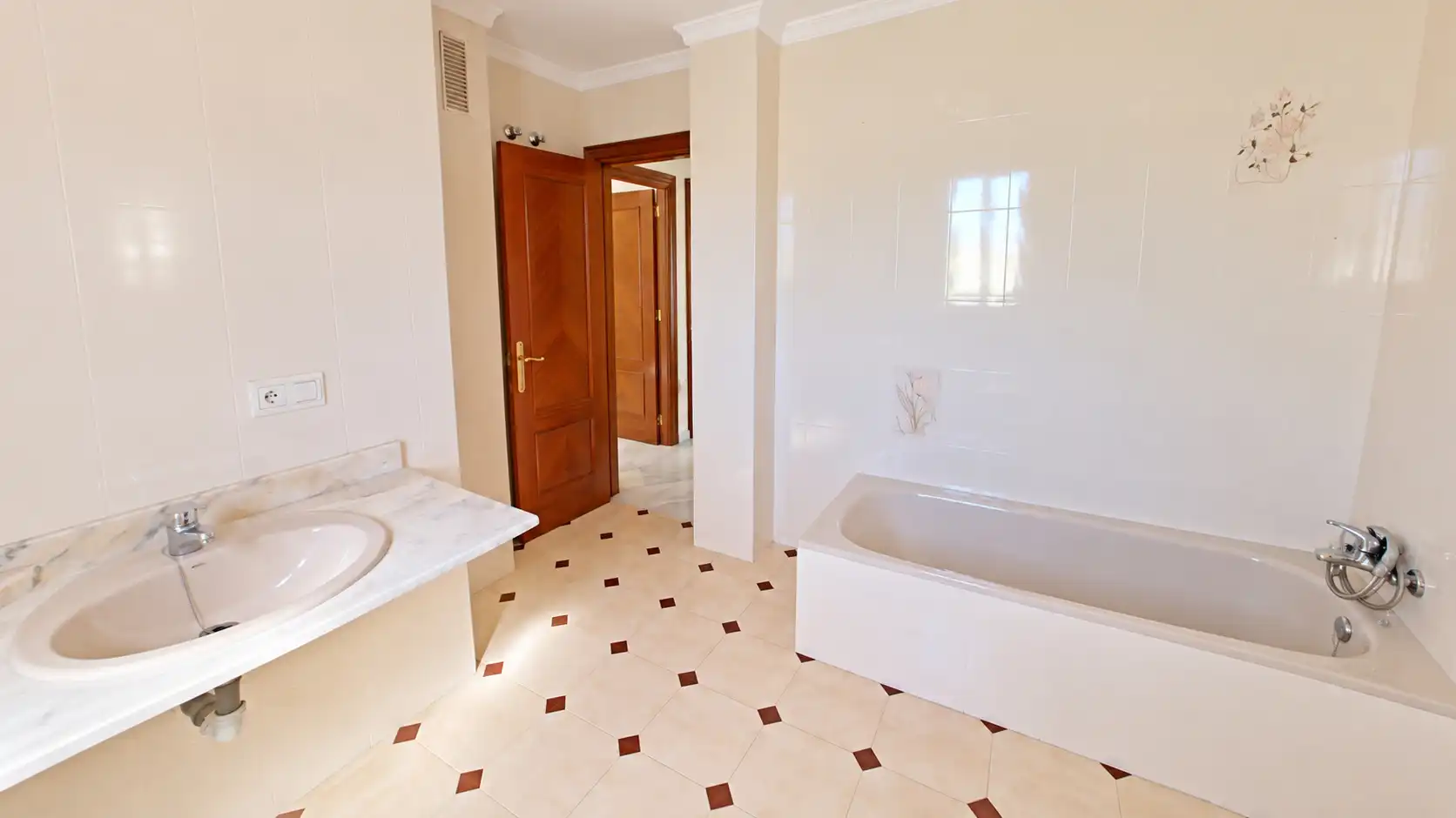 Baño de Casa o chalet en venta en Vélez-Málaga con Terraza